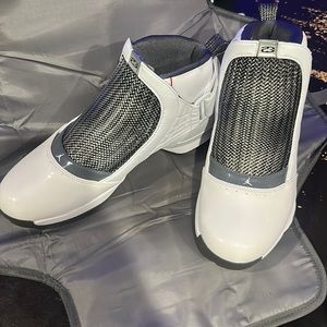 Melo Jordan 19 size 11